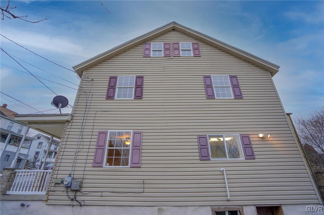 139 East Ruddle Street Coaldale, PA 18218 - Photo 4 of 39