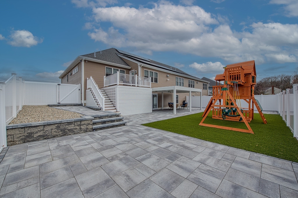 35 Metacomet Road, Unit 35 West Bridgewater, MA 02379 - Photo 13 of 42