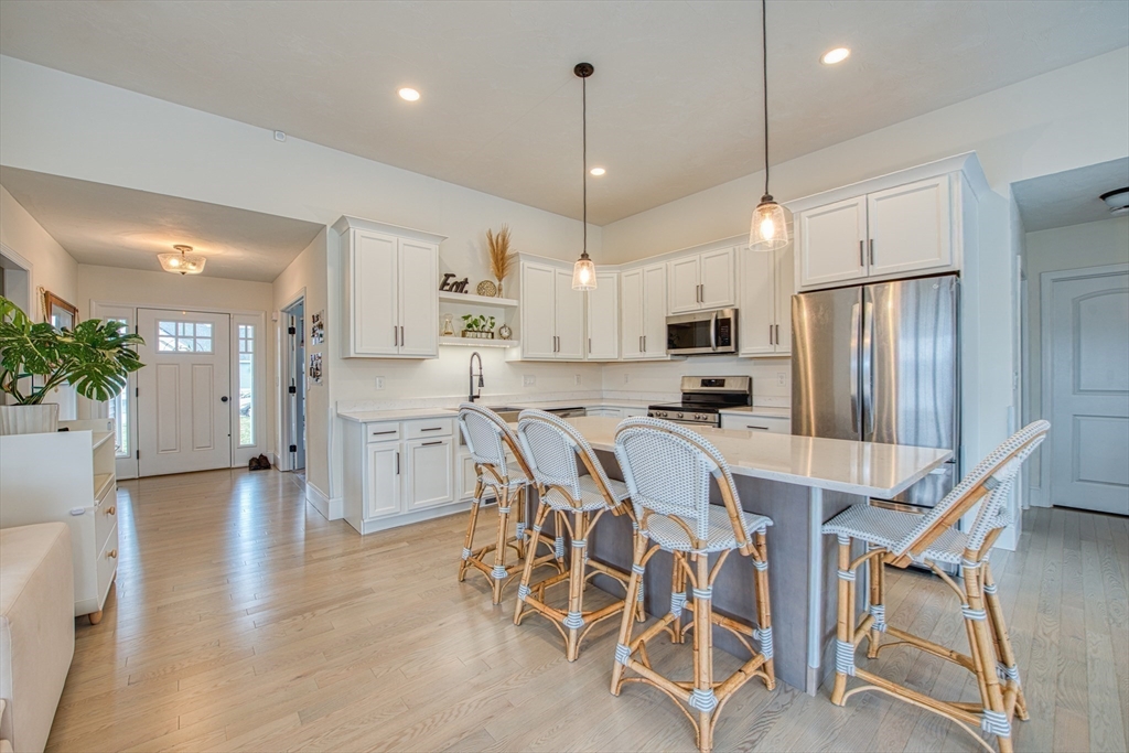 35 Metacomet Road, Unit 35 West Bridgewater, MA 02379 - Photo 16 of 42