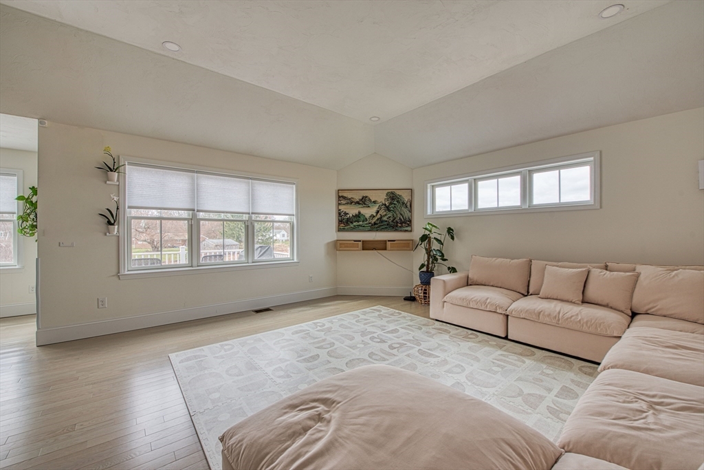 35 Metacomet Road, Unit 35 West Bridgewater, MA 02379 - Photo 20 of 42