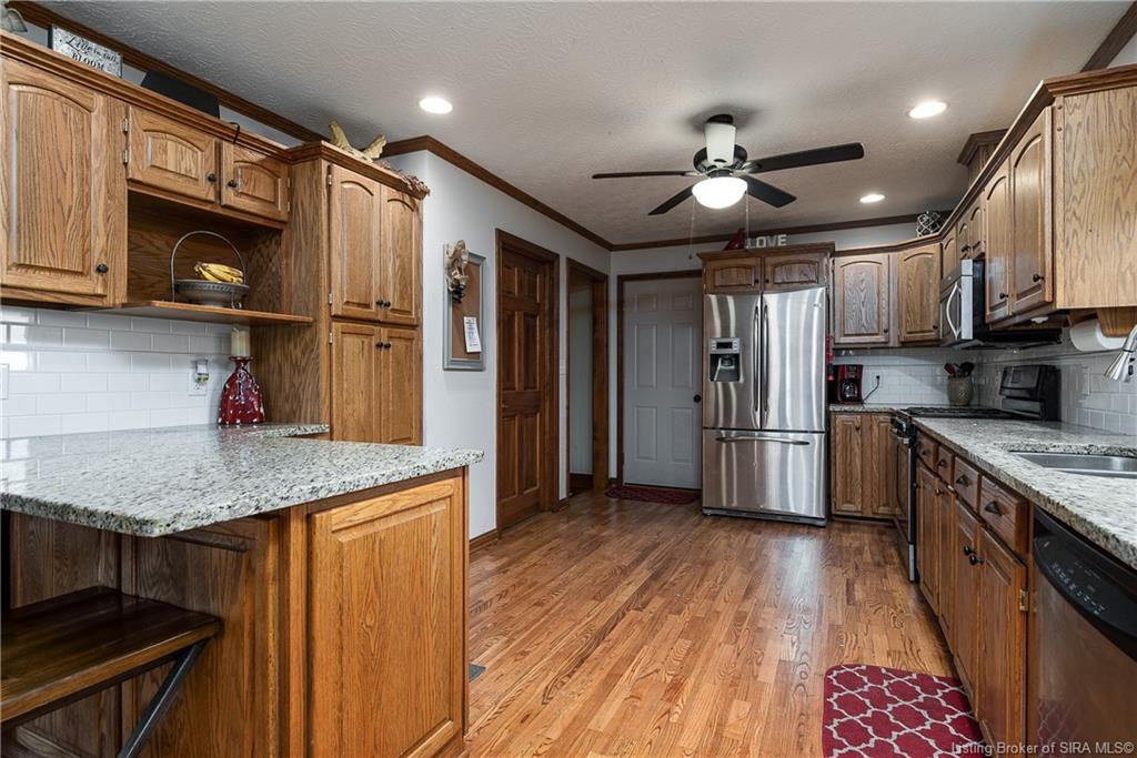 8404 Zollman Road Marysville, IN 47141 - Photo 2 of 37