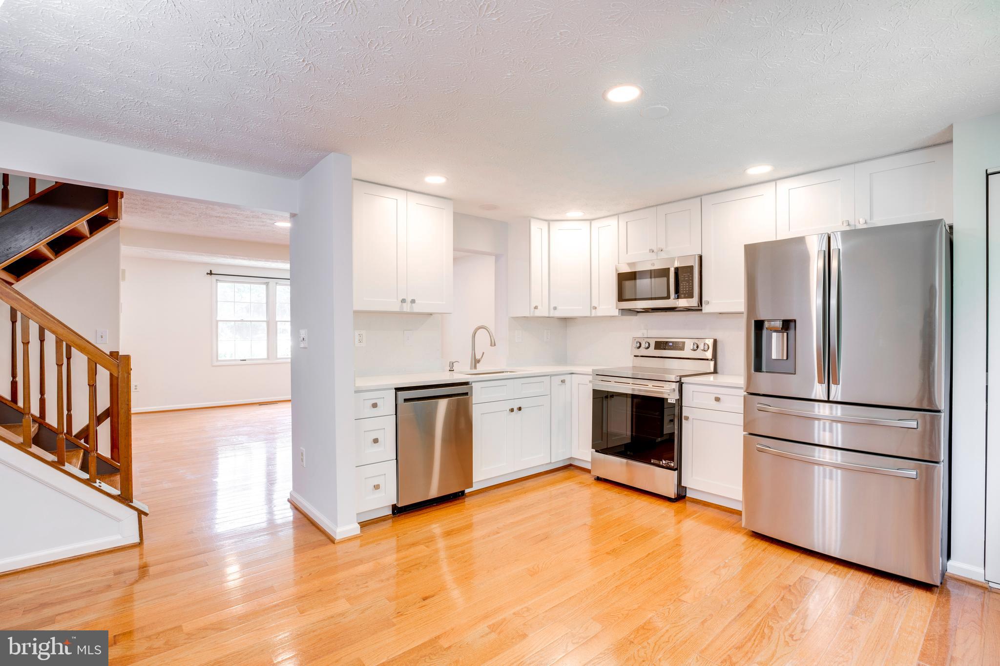 1604 Barnstead Drive Reston, VA 20194 - Photo 13 of 36