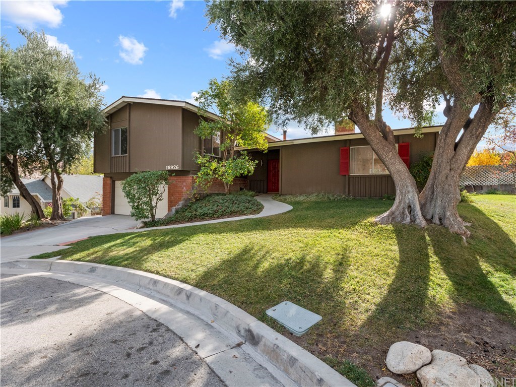 18926 Tenderfoot Trail Road Newhall, CA 91321 - Photo 1 of 1 Gallery Image 1