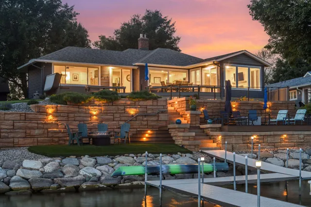 $1,425,000 | 5531 Bartlett Boulevard, Mound, MN 55364