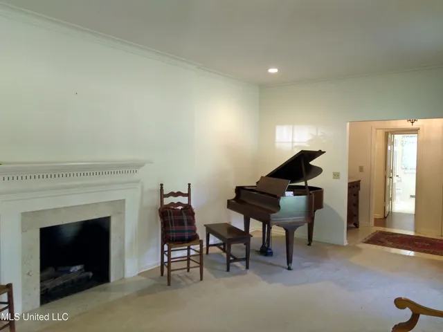 $279,500 | 6 Morningside Drive, Indianola, MS 38751