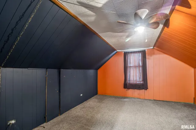 $129,900 | 109 Knox Road 800 North, Galesburg, IL 61401