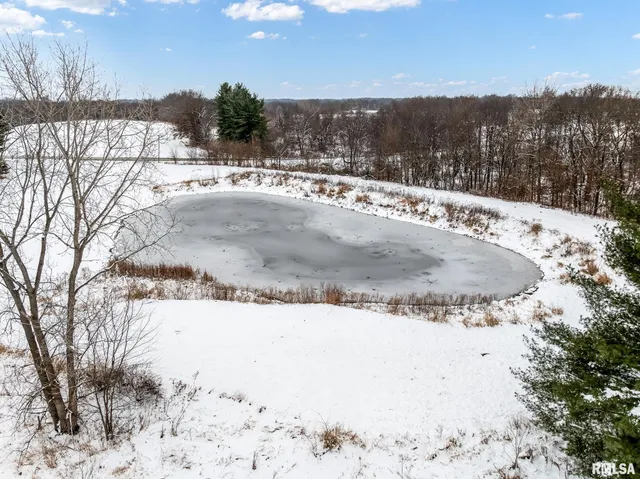 $129,900 | 109 Knox Road 800 North, Galesburg, IL 61401