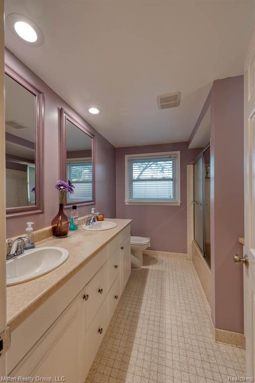 856 Spartan Drive Rochester Hills, MI 48309 - Photo 29 of 32