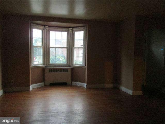 1524 Roundhill Road Baltimore, MD 21218 - Photo 3 of 19 Dining Room