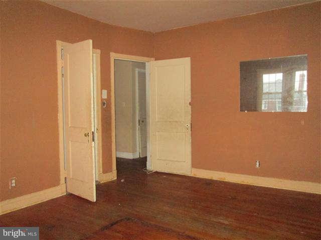 1524 Roundhill Road Baltimore, MD 21218 - Photo 8 of 19 Bedroom