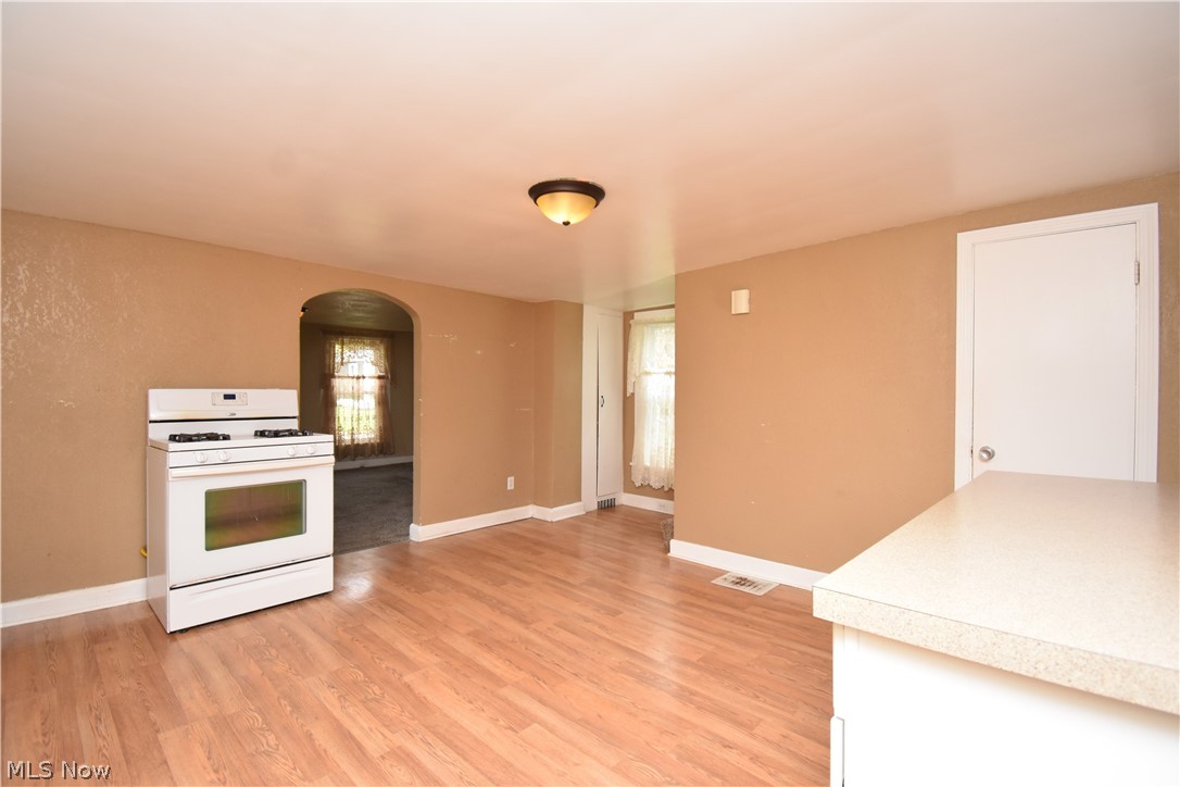 435 Simler Street Hubbard, OH 44425 - Photo 11 of 34