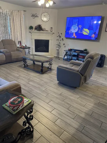 $2,600 | 8814 Alpine Wood Way, Rosharon, TX 77583