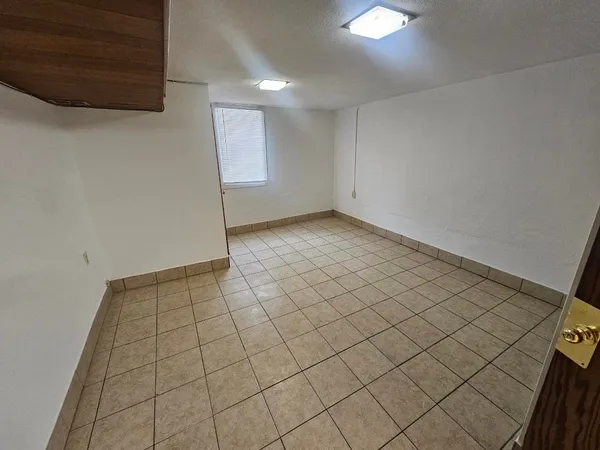 $1,950 | 4101 Lowry Avenue North, Robbinsdale, MN 55422
