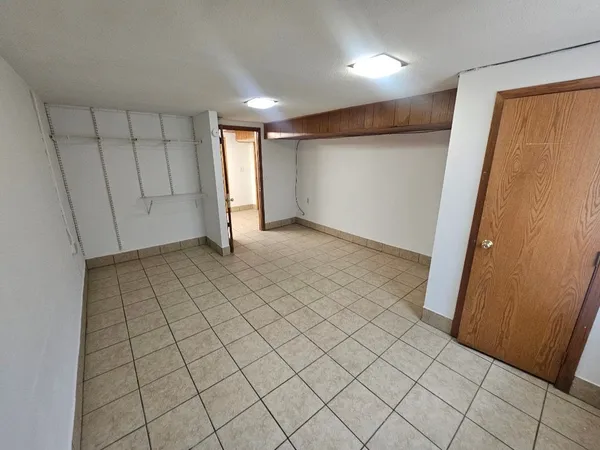 $1,950 | 4101 Lowry Avenue North, Robbinsdale, MN 55422