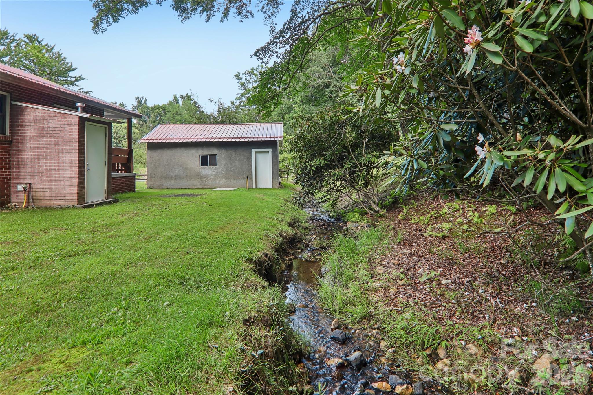 611 Reeves Cove Road Candler, NC 28715 - Photo 41 of 44