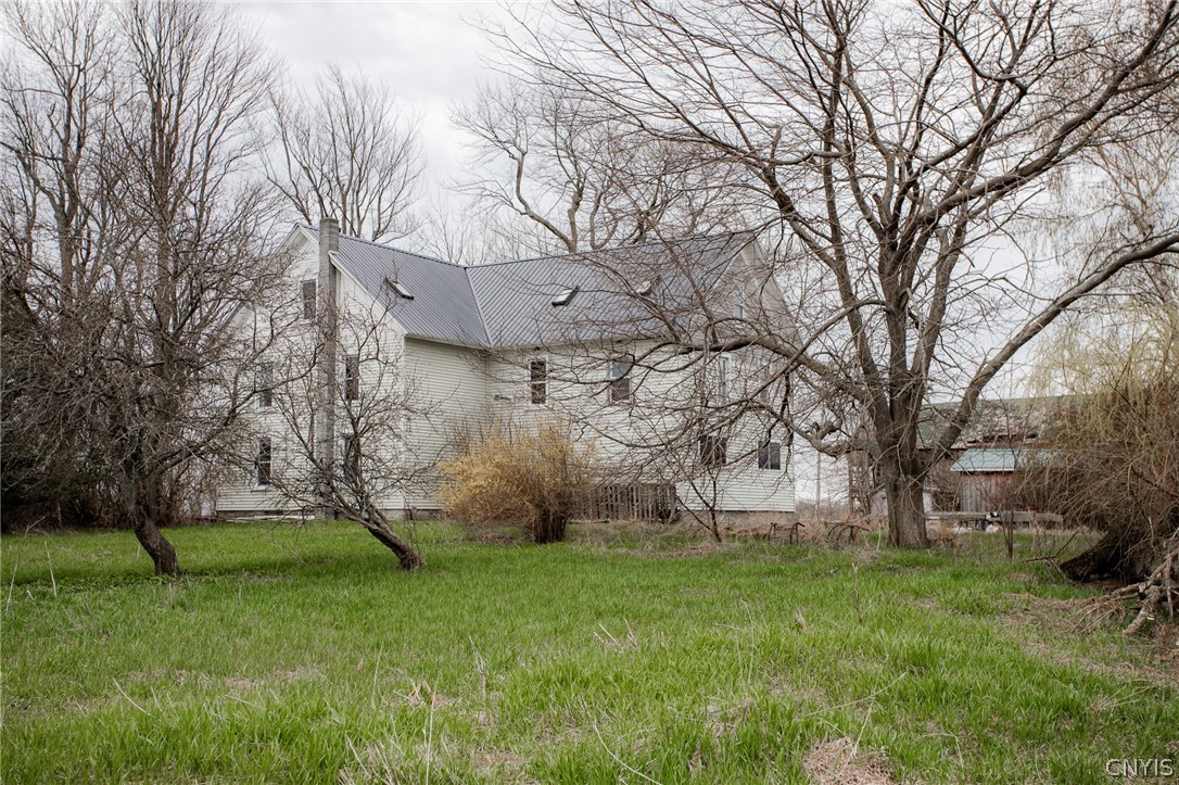 29031 Stony Point Road Cape Vincent, NY 13618 - Photo 8 of 41