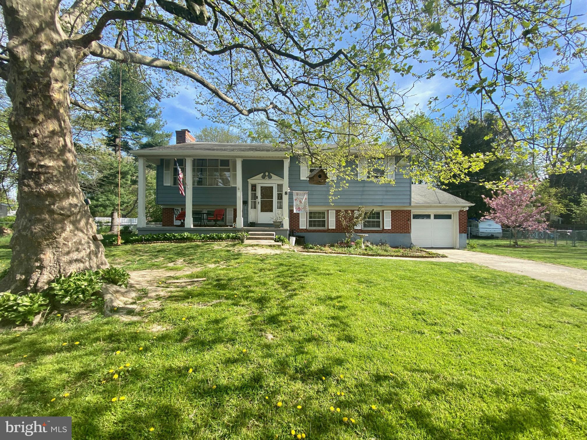 8 Fort Donelson Road Pennsville, NJ 08070 - Photo 2 of 18