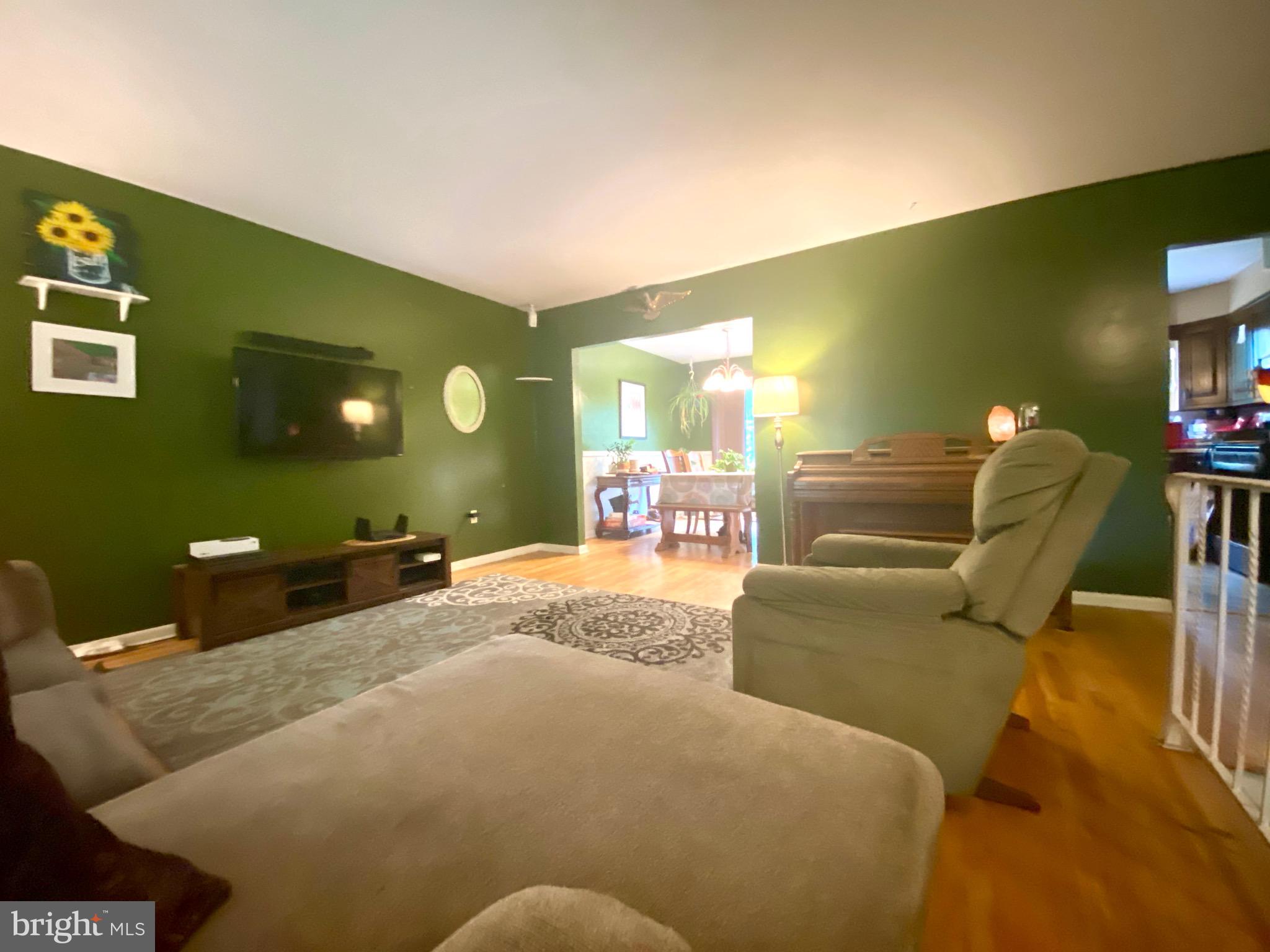 8 Fort Donelson Road Pennsville, NJ 08070 - Photo 5 of 18