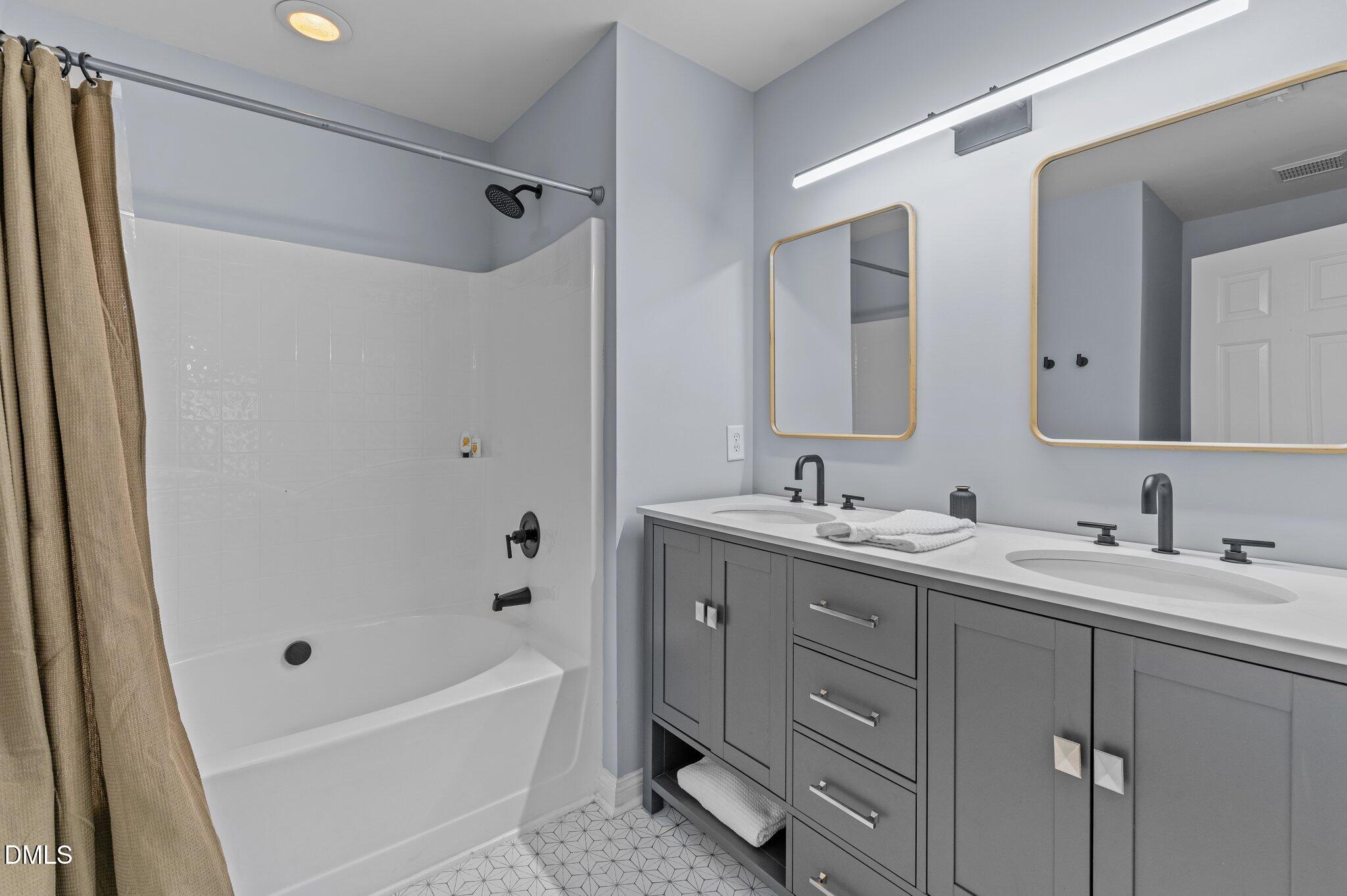 4824 Wyatt Brook Way Raleigh, NC 27609 - Photo 20 of 27 32-web-or-mls-DSC_0805