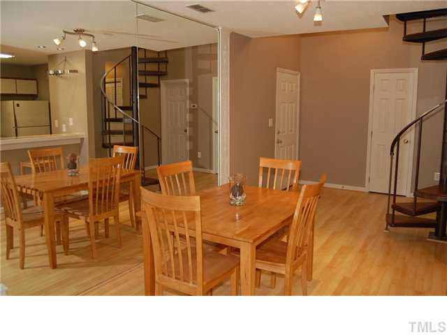 6010 Winterpointe Lane, Unit 203 Raleigh, NC 27606 - Photo 2 of 12