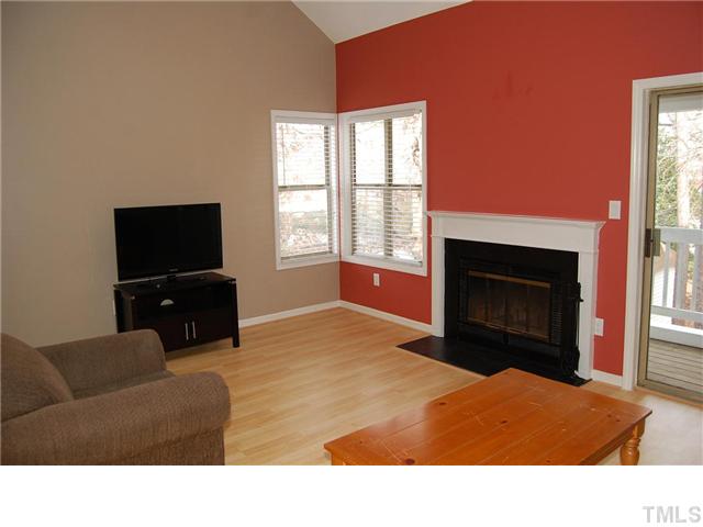 6010 Winterpointe Lane, Unit 203 Raleigh, NC 27606 - Photo 6 of 12