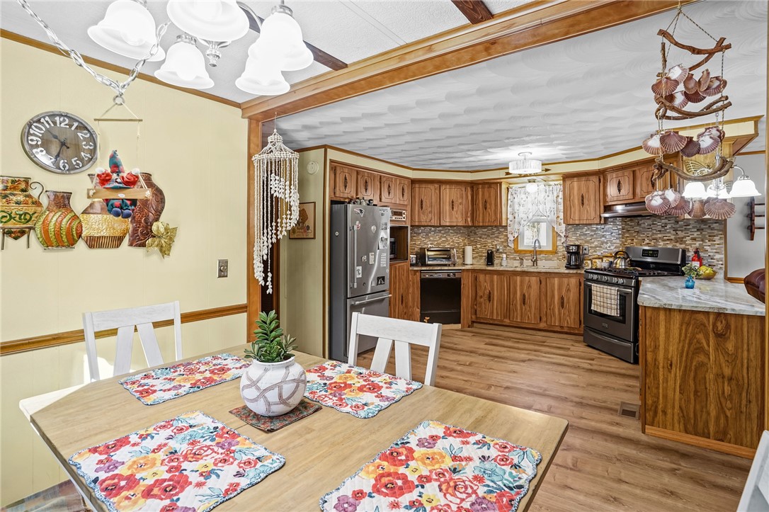 4 Leisure Way Coventry, RI 02816 - Photo 13 of 30