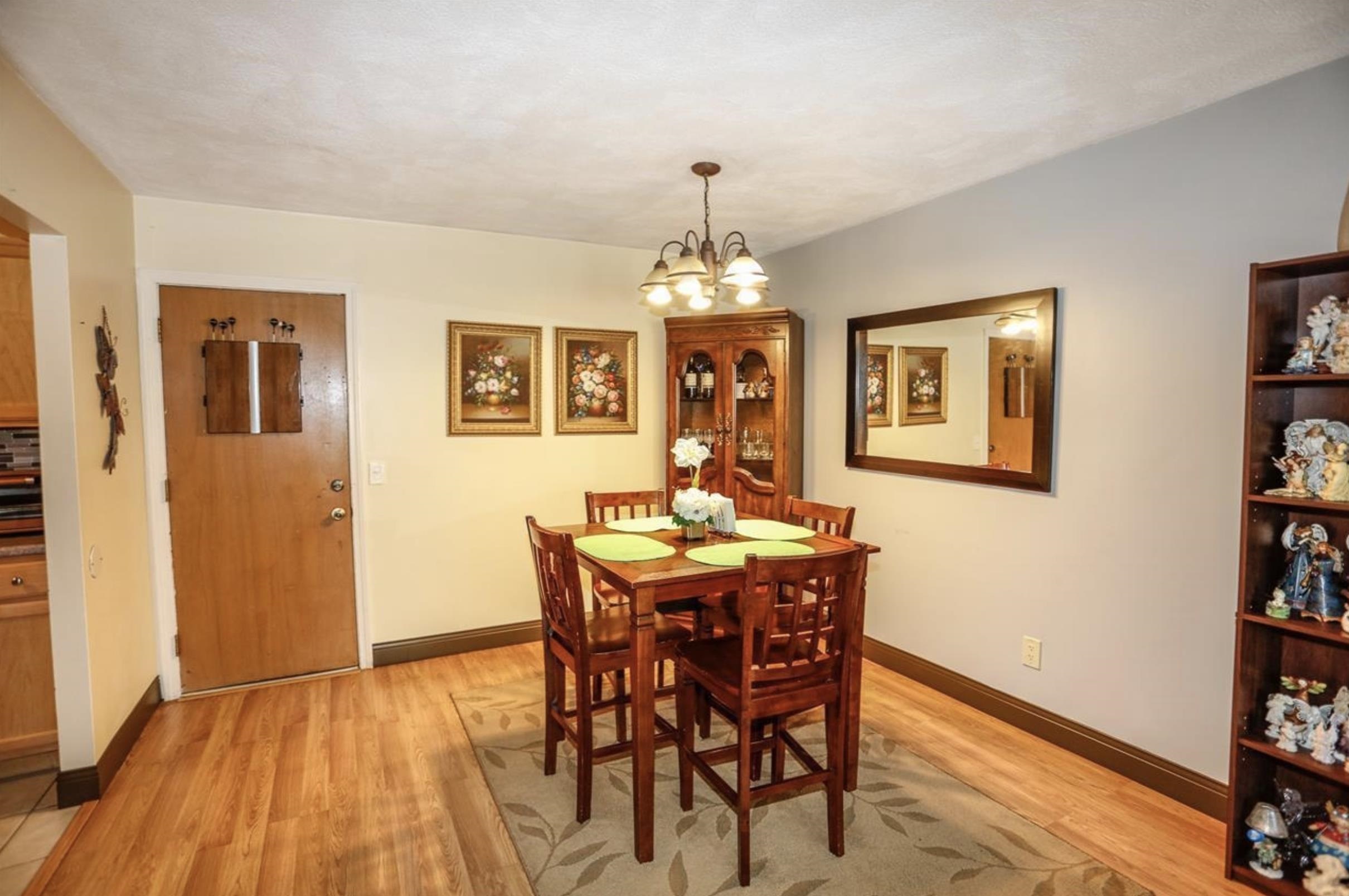 11 Strawberry Bank Road, Unit 17 Nashua, NH 03062 - Photo 6 of 22