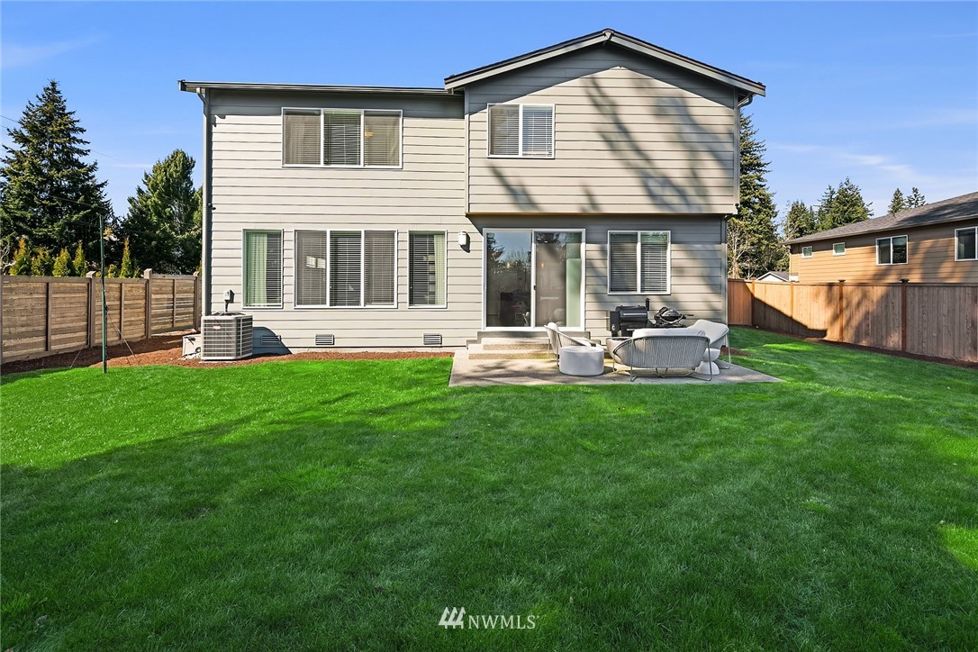 8 236th Place Southeast Bothell, WA 98021 - Photo 4 of 30