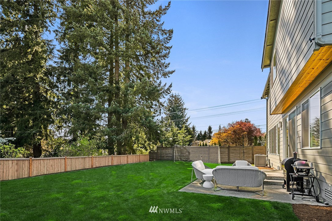 8 236th Place Southeast Bothell, WA 98021 - Photo 6 of 30