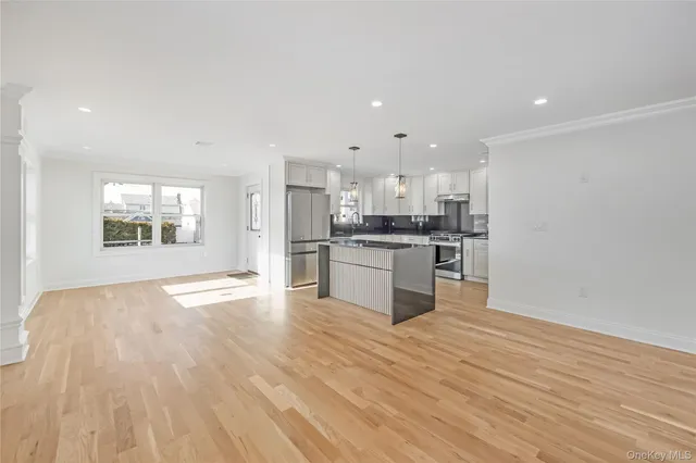 $1,275,000 | 21 Norman Avenue, Amityville, NY 11701