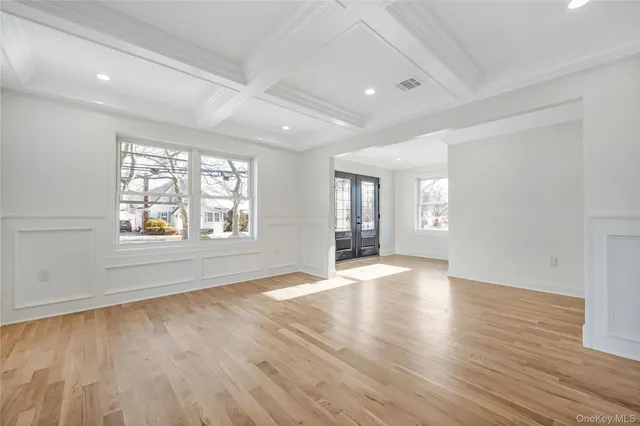 $1,275,000 | 21 Norman Avenue, Amityville, NY 11701