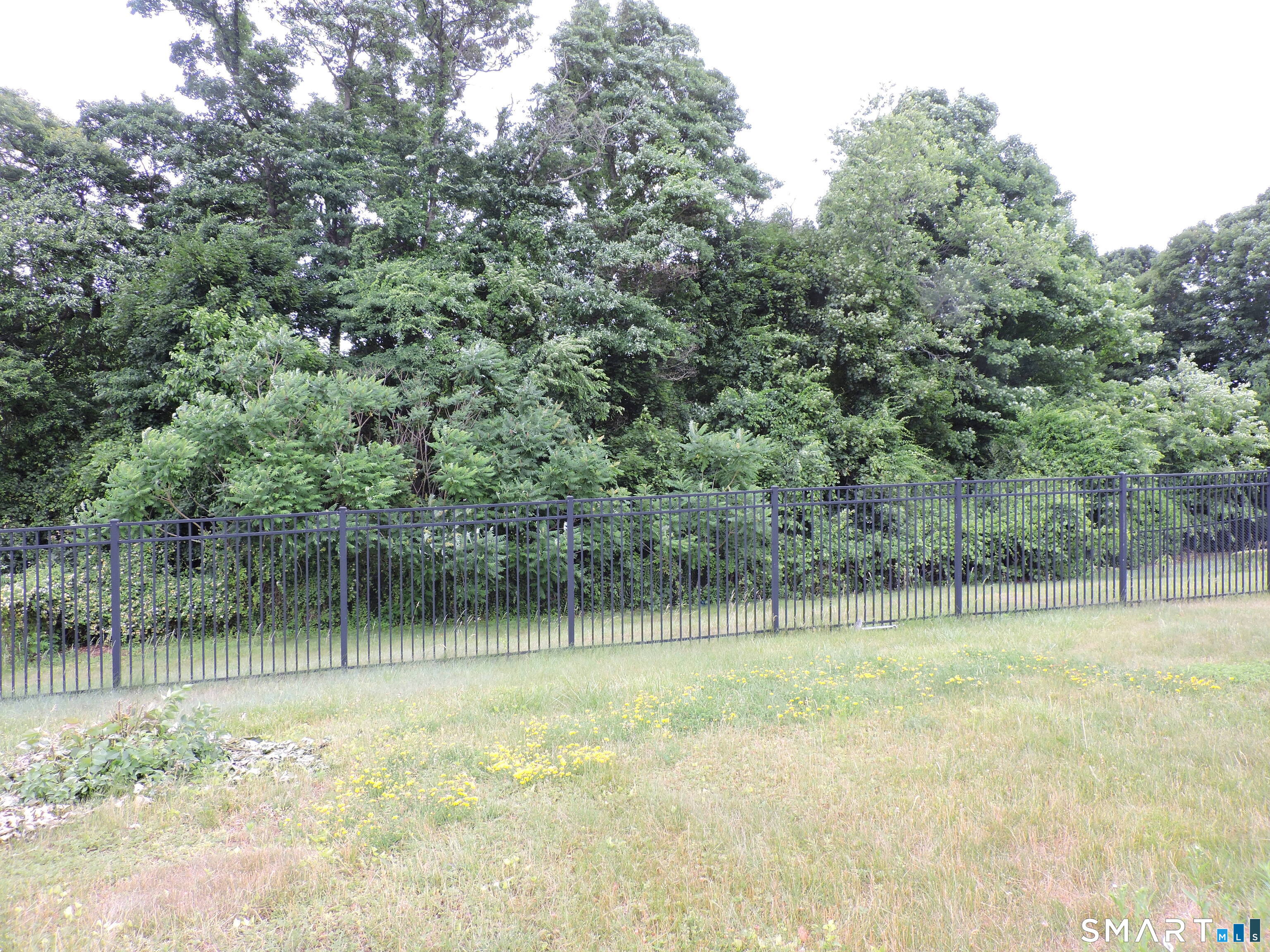 137 Maskel Road South Windsor, CT 06074 - Photo 27 of 27 Fenced in backyard