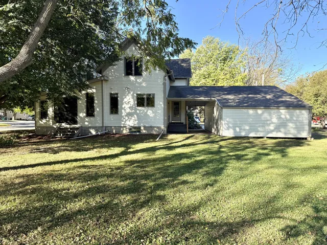 $225,000 | 795 Broadway Avenue South, Cokato, MN 55321