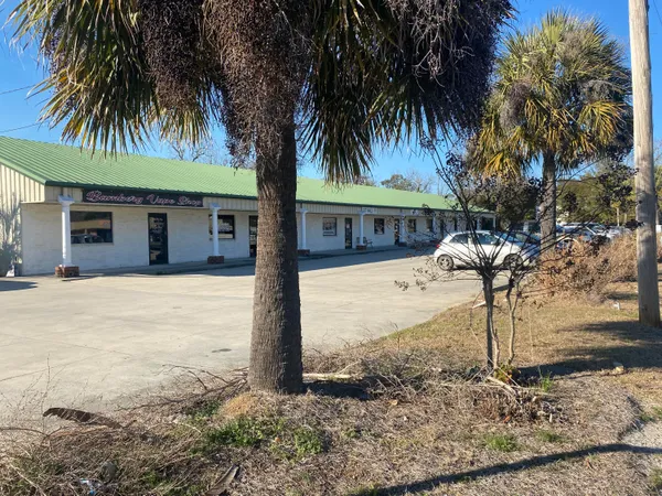 $800 | 3486 Main Highway, Bamberg, SC 29003