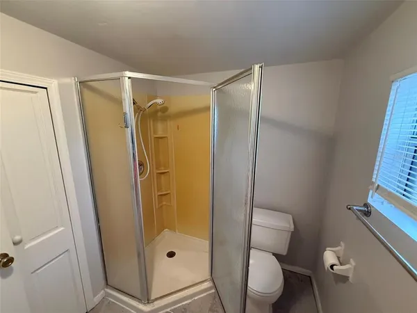 $1,800 | 1233 Virginia Drive, Orlando, FL 32803