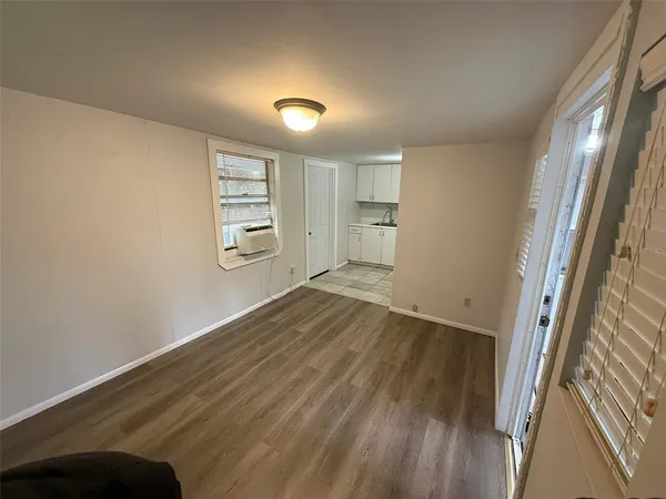 $1,800 | 1233 Virginia Drive, Orlando, FL 32803