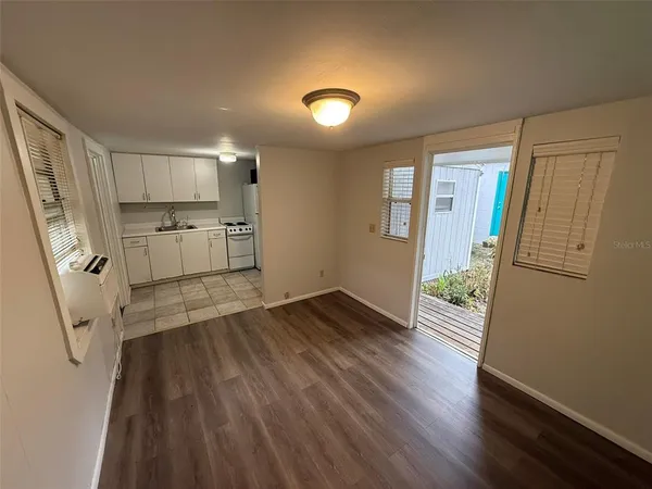 $1,800 | 1233 Virginia Drive, Orlando, FL 32803