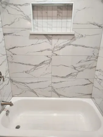 $2,500 | 1020 Brunswick Harbor, Unit 5001, Schaumburg, IL 60193