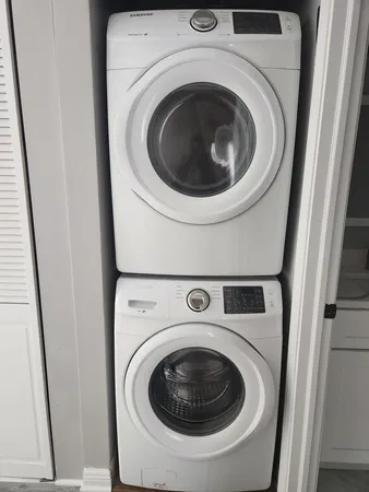 $2,500 | 1020 Brunswick Harbor, Unit 5001, Schaumburg, IL 60193