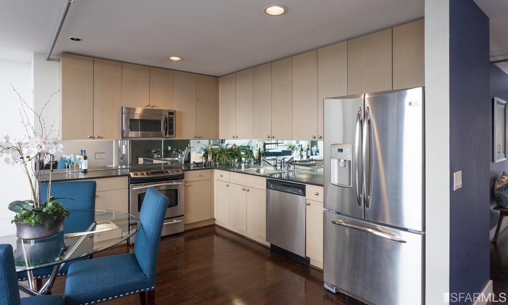 311 Oak Street Oakland, CA 94607 - Photo 6 of 10