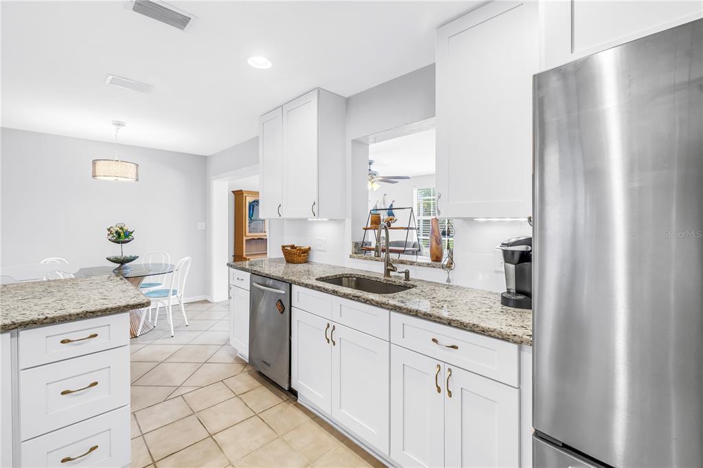 1335 Fundy Road Venice, FL 34293 - Photo 17 of 45