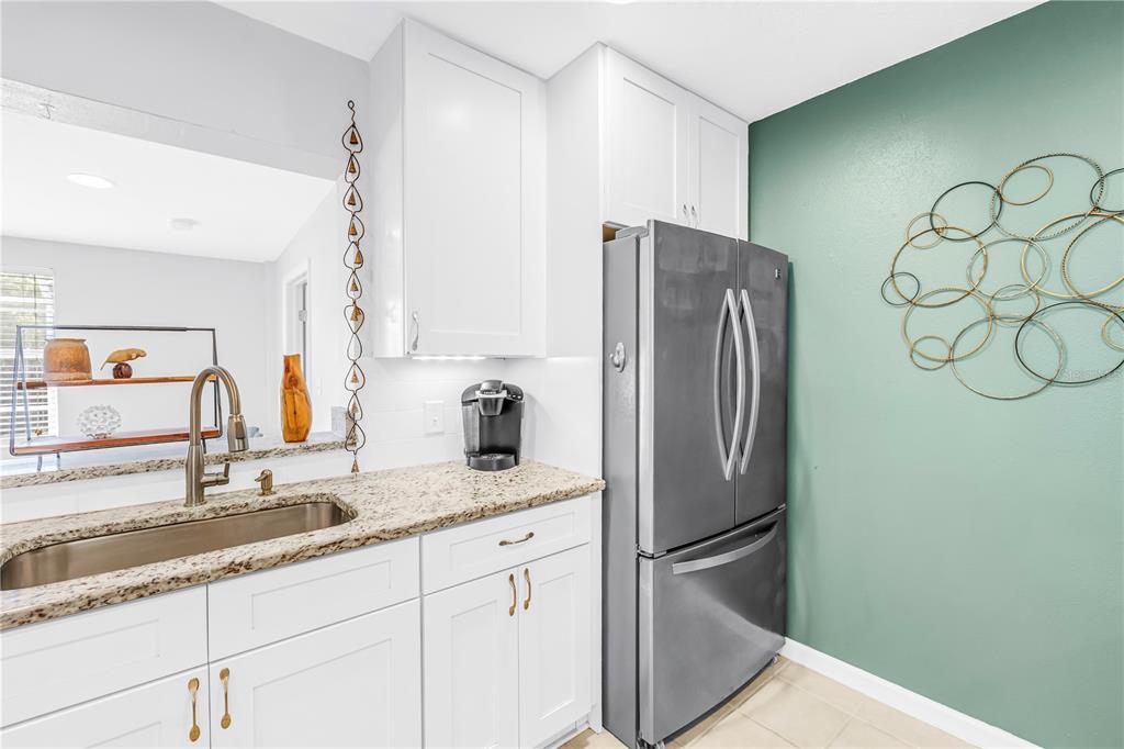 1335 Fundy Road Venice, FL 34293 - Photo 18 of 45