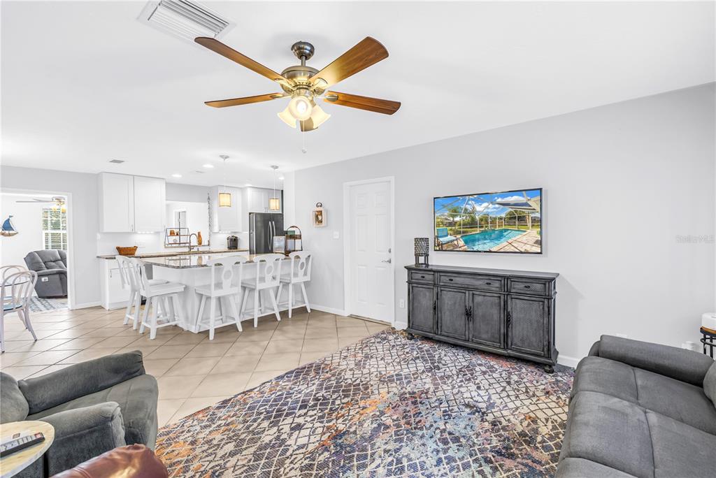 1335 Fundy Road Venice, FL 34293 - Photo 7 of 45