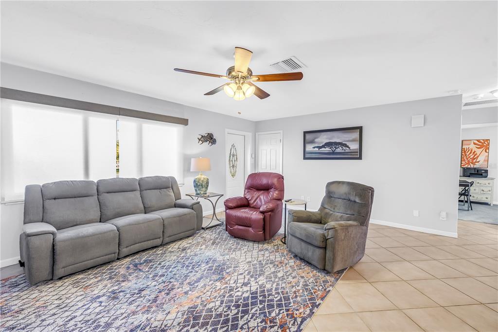 1335 Fundy Road Venice, FL 34293 - Photo 9 of 45