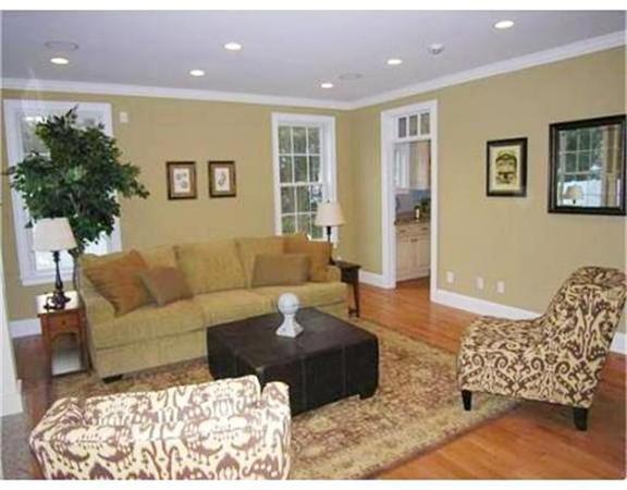 10 Brookline Street Needham, MA 02492 - Photo 11 of 17 Gallery Image 11