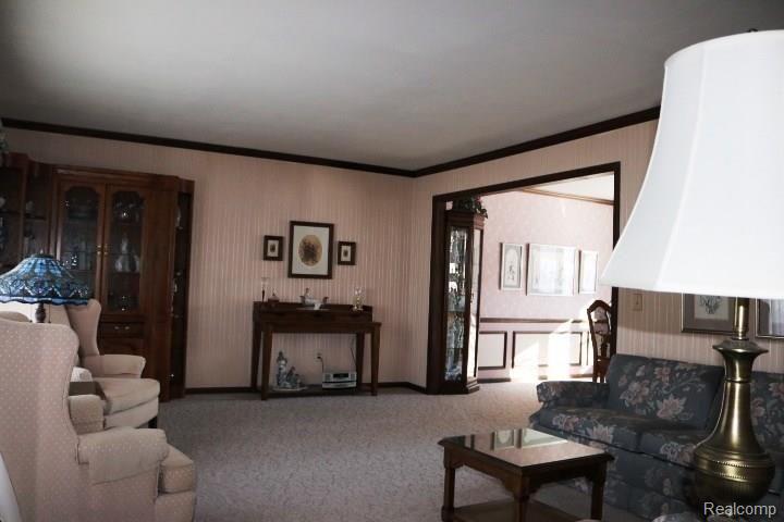 310 Stratford Road St. Clair, MI 48079 - Photo 17 of 56 IMG_9764.JPG