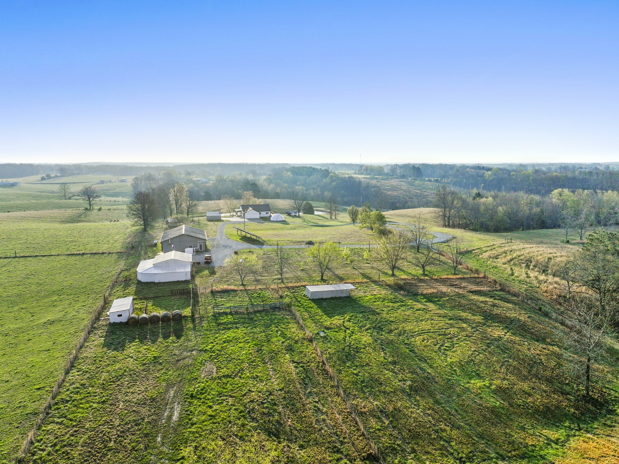 20 Zinker Road Lawrenceburg, TN 38464 - Photo 36 of 39 a view of a lake with a mountain in the back