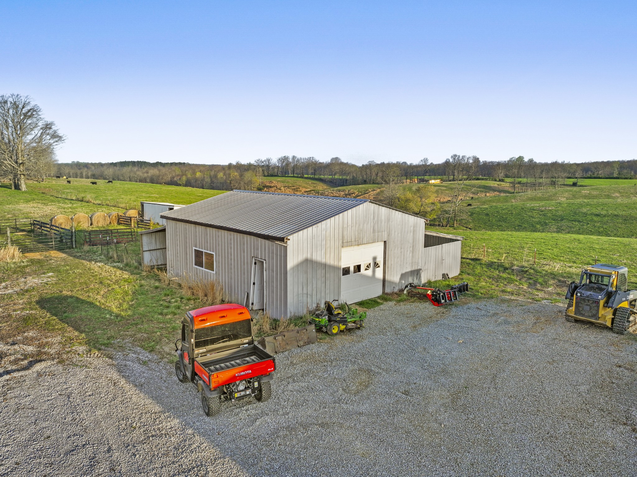 20 Zinker Road Lawrenceburg, TN 38464 - Photo 37 of 39 an outdoor space with furniture and ocean view