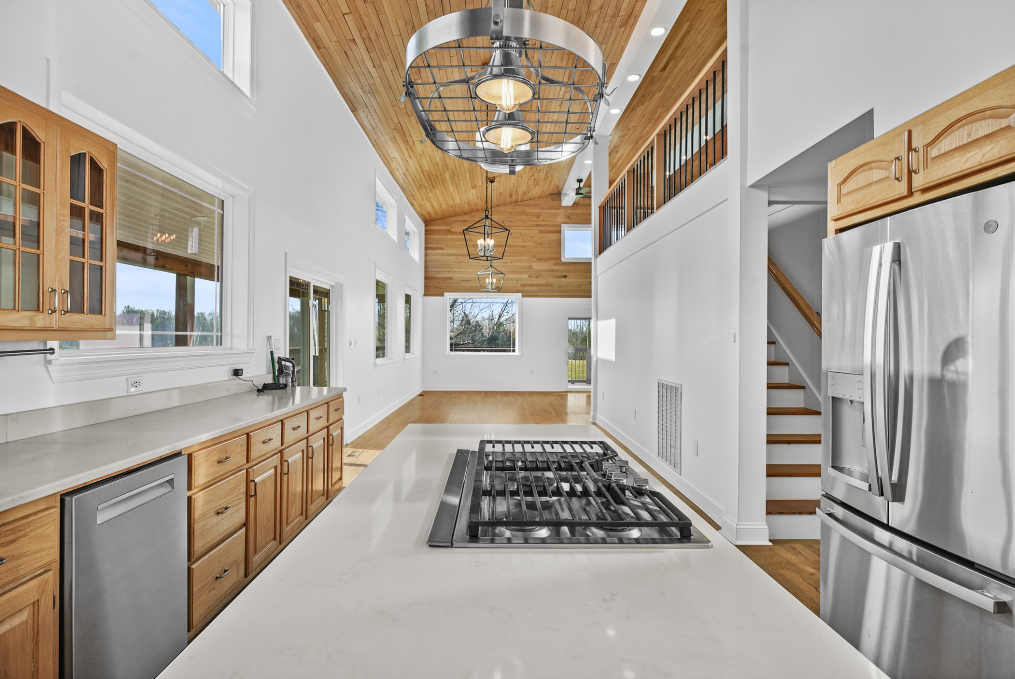 20 Zinker Road Lawrenceburg, TN 38464 - Photo 4 of 39 a kitchen with stainless steel appliances granite countertop a stove and a refrigerator