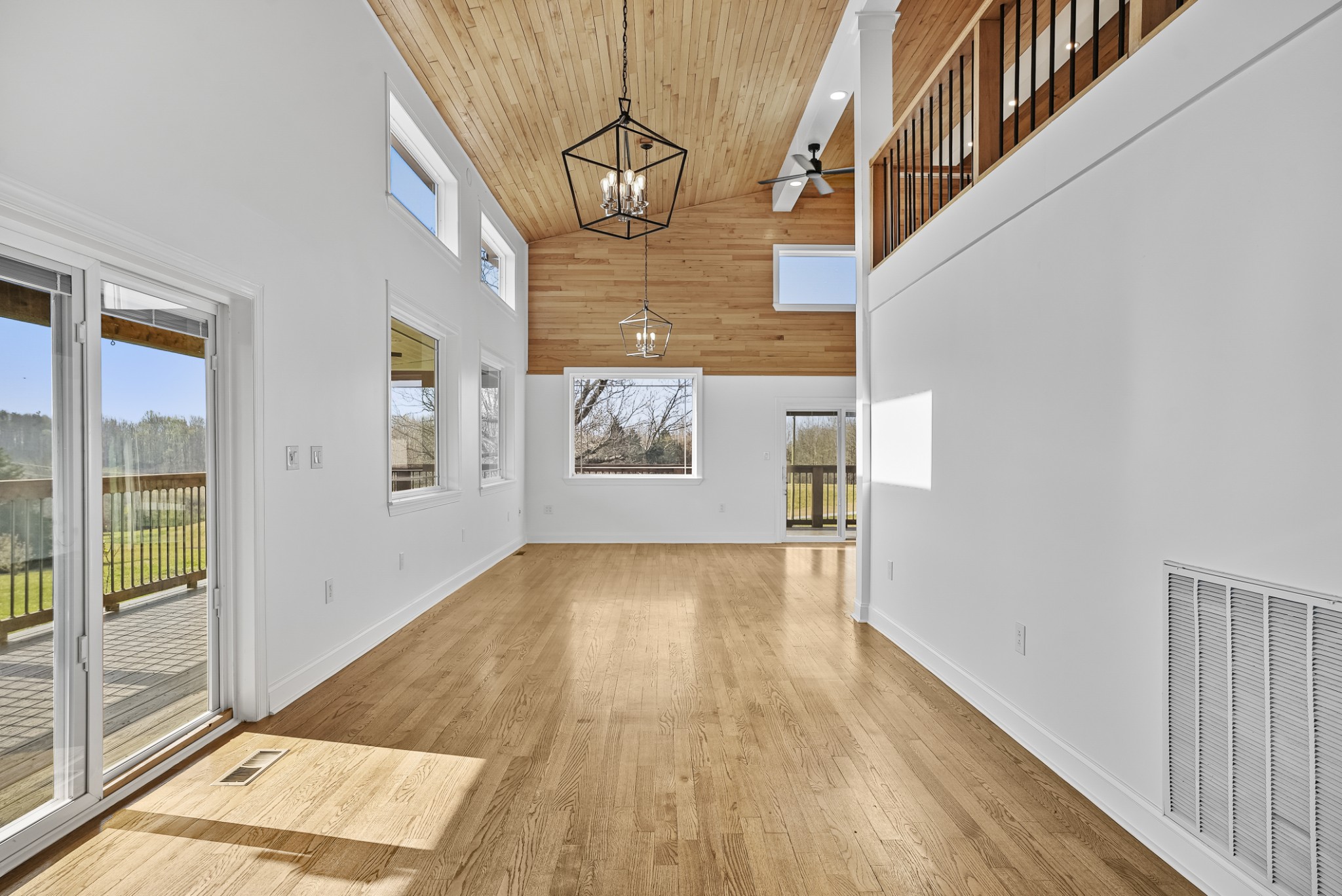 20 Zinker Road Lawrenceburg, TN 38464 - Photo 6 of 39 a view of an entryway with wooden floor
